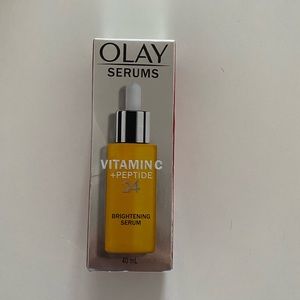 ❌Olay Regenerist Vitamin C24+Peptide Serum❌